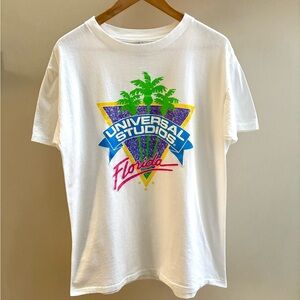 Universal Studios Florida VTG 90s white Delta T-shirt L Made in USA